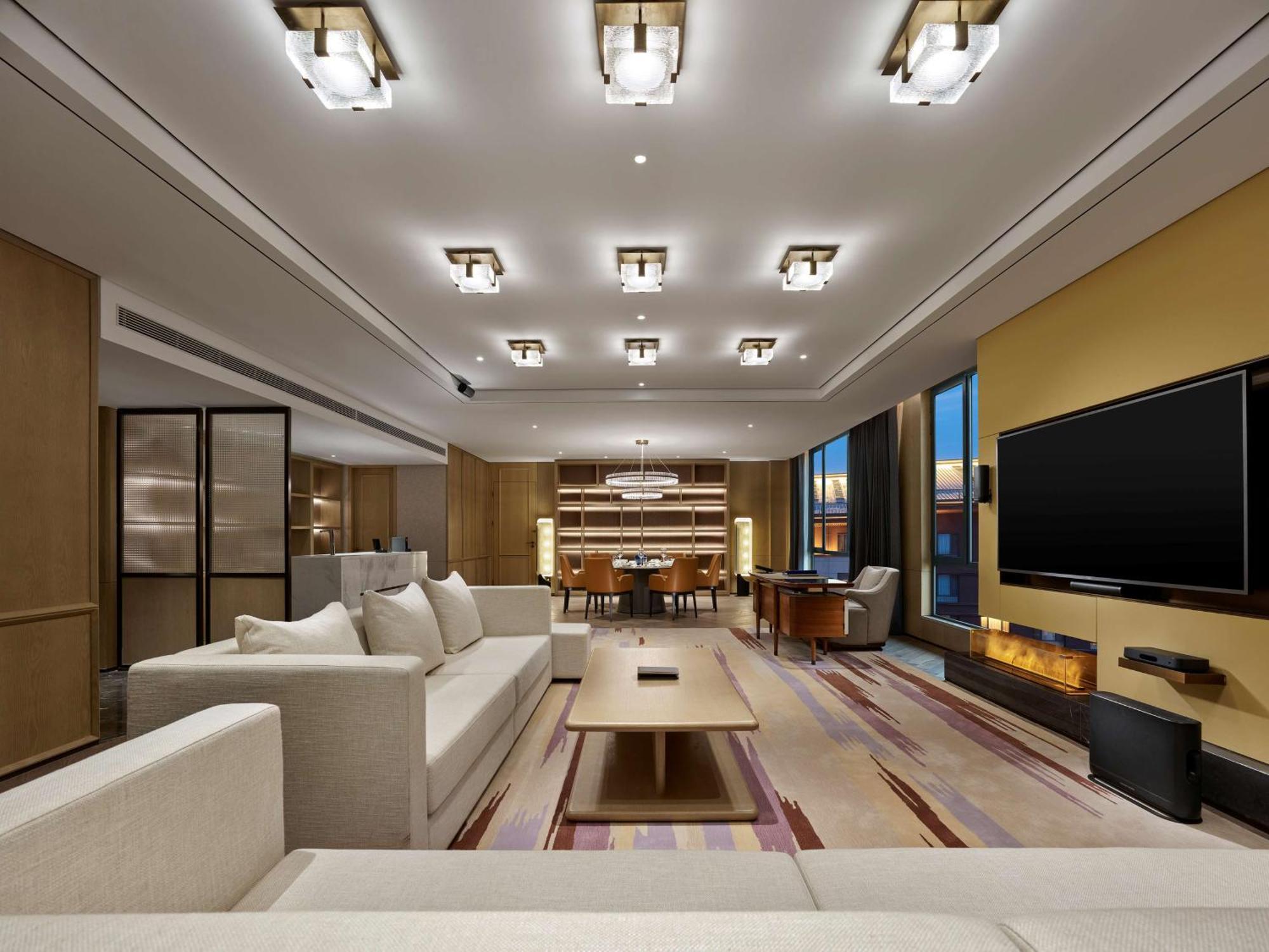 Отель Doubletree By Hilton Beijing Badaling Yanqing Экстерьер фото